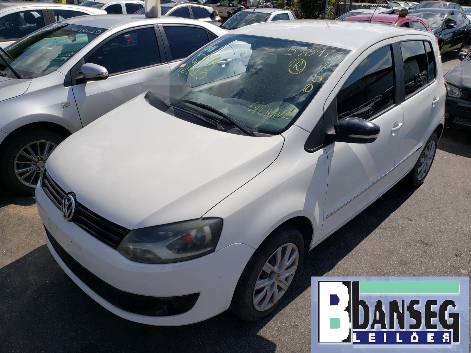 VOLKSWAGEN FOX SELEÇÃO 1.0 TOTAL FLEX  2014/2014 