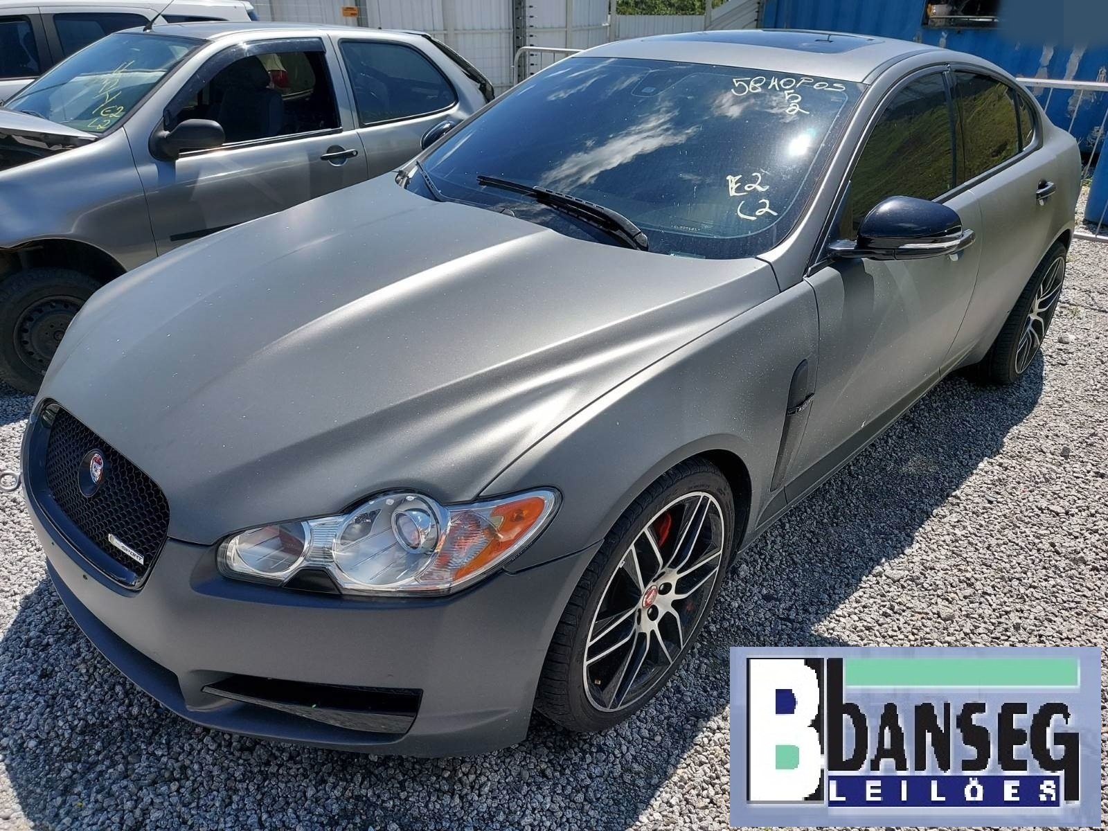 JAGUAR XF PREMIUM LUXURY 5.0 V8 2010/2011