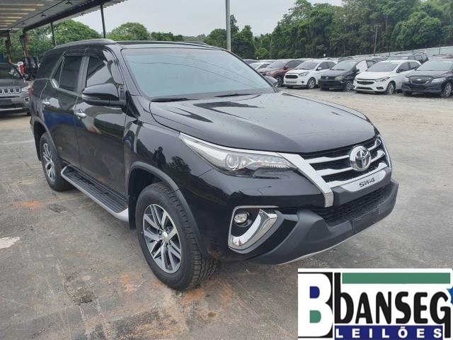 ​TOYOTA SW4 SRX 2.8 D-4D TURBO ANO 2020